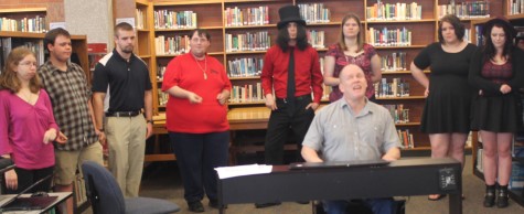 Allen’s Devil Frye Vocal Jazz Ensemble backs up local pianist and singer Todd East in a Library Culture Series event on May 7.