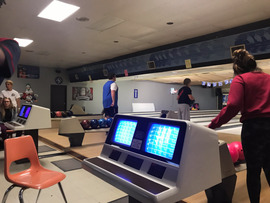 Allen Students enjoy Free Bowling Night at Country Lanes bowling alley.