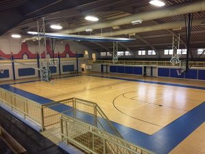 The Community Building in Riverside Park has a nice gym that is open to the public.