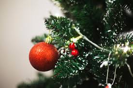 Christmas tree with red ornament